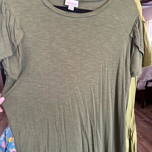 LuLaRoe Olive Short Sleeve Tee
